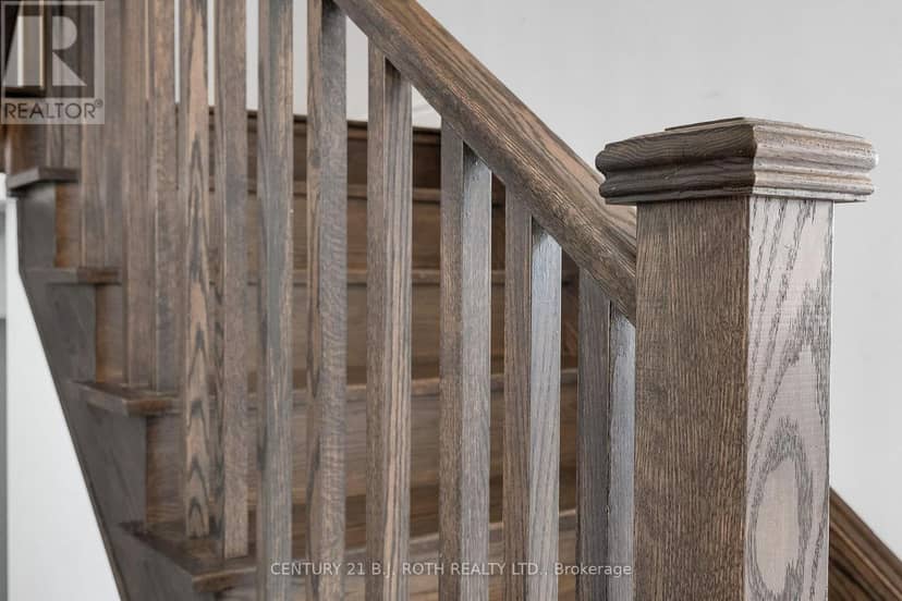 22 Dyer Crescent — photo 21 of 31