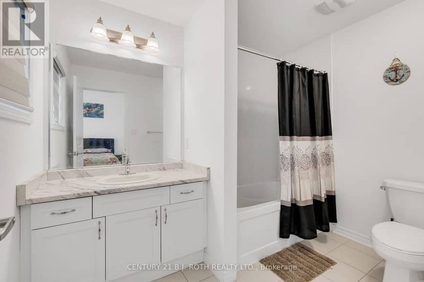 22 Dyer Crescent — photo 30 of 31