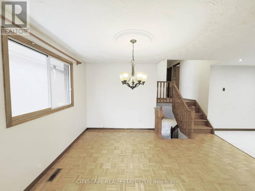 7 Quincy Court — photo 10 of 40