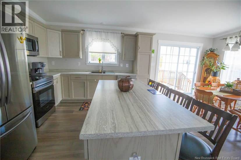 71 Hazelton Road — photo 13 of 40