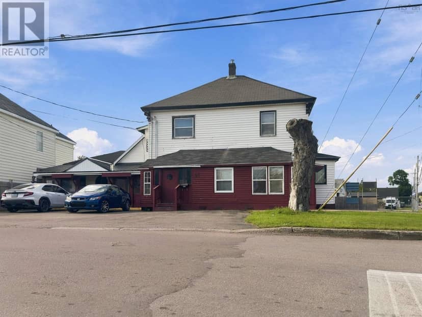 14 Spring Street, Amherst, photo 2