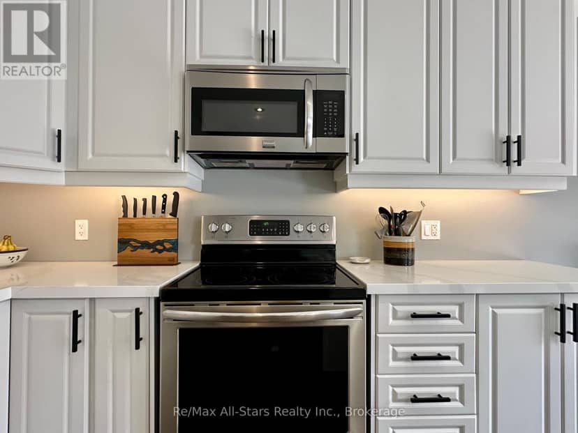 9 Briarwood Avenue — photo 12 of 40
