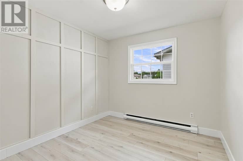98 Rickenbacker Road — photo 14 of 21