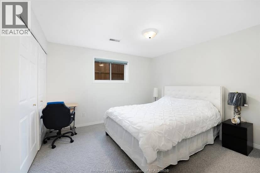 12589 Horwood Crescent — photo 19 of 35