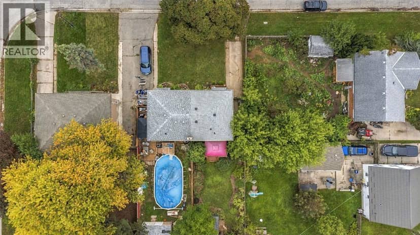 819 Elizabeth Avenue — photo 39 of 40