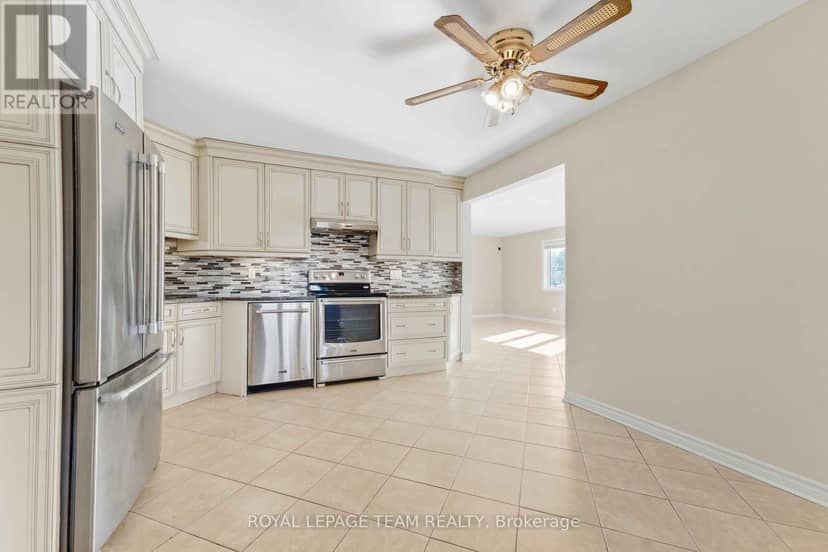 1515 Valmarie Avenue — photo 18 of 40