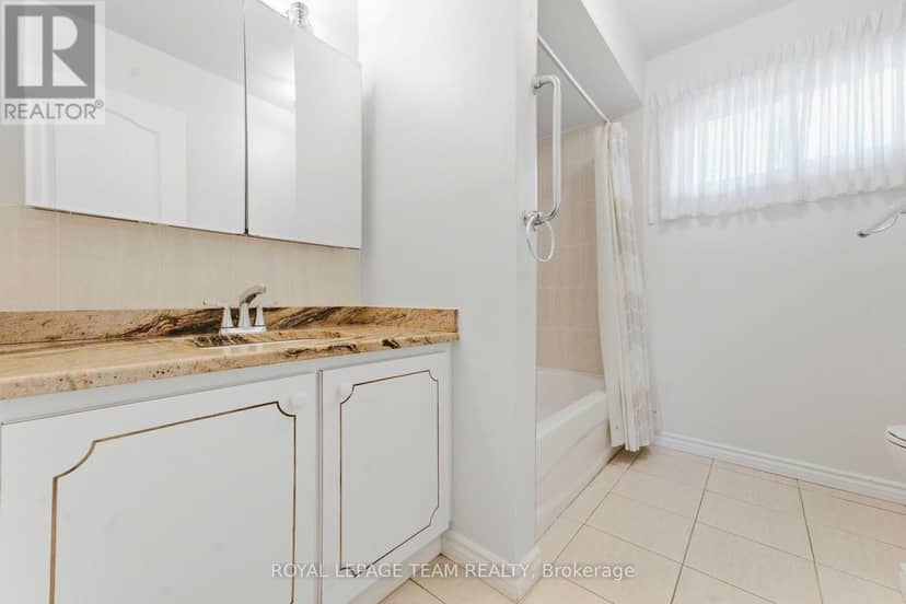 1515 Valmarie Avenue — photo 12 of 40