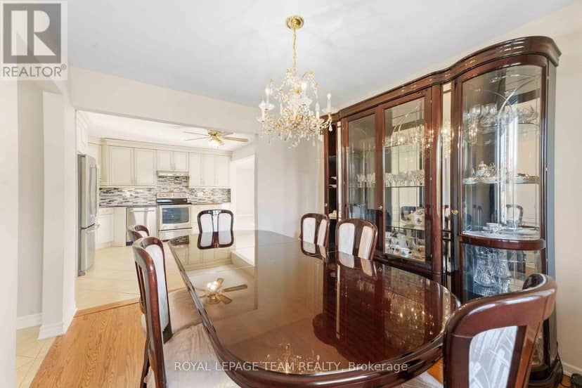 1515 Valmarie Avenue — photo 16 of 40