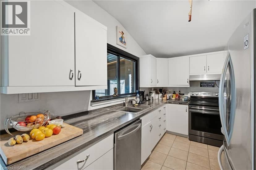 67 WAKELIN Terrace — photo 11 of 28
