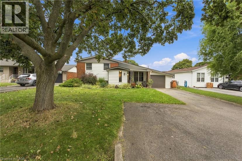 67 WAKELIN Terrace — photo 3 of 28