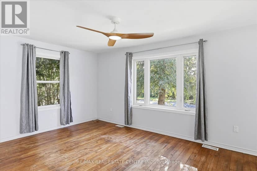 988 High Street, Peterborough, photo 8