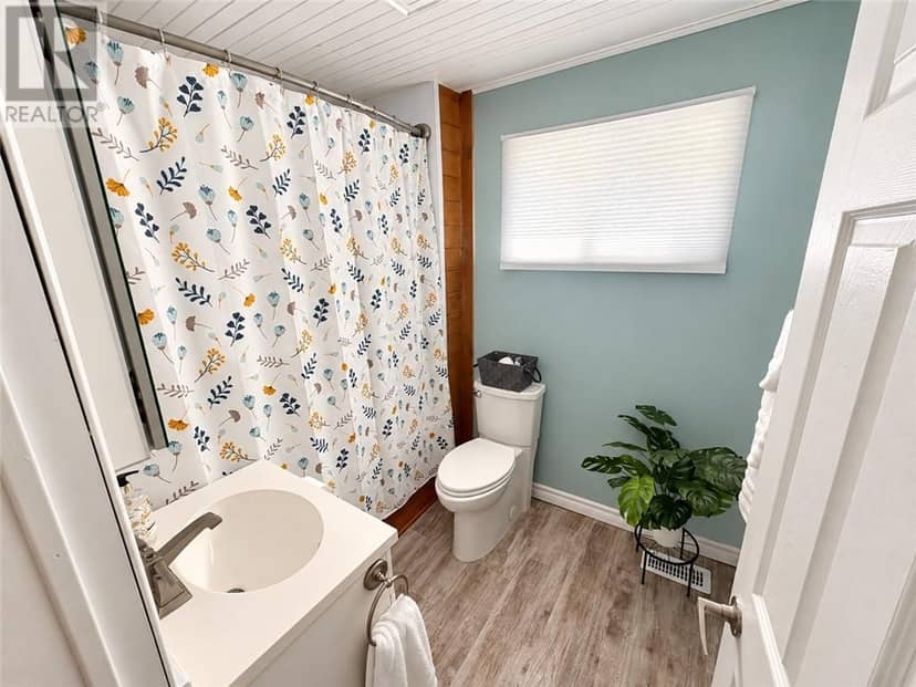 231 Simon Lake Drive — photo 14 of 26
