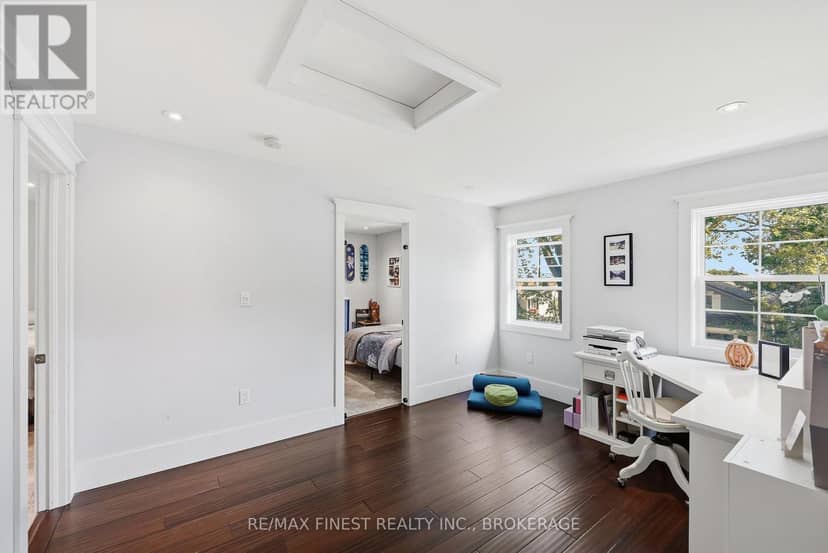 32 Rudd Avenue — photo 34 of 40