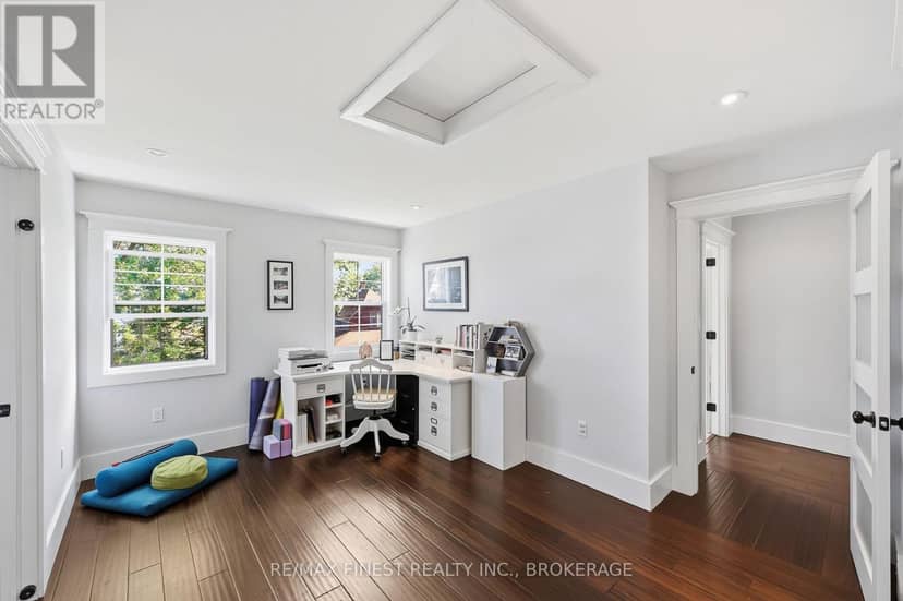 32 Rudd Avenue — photo 35 of 40