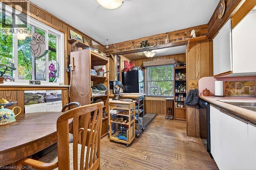 104 TEAL Avenue — photo 7 of 40