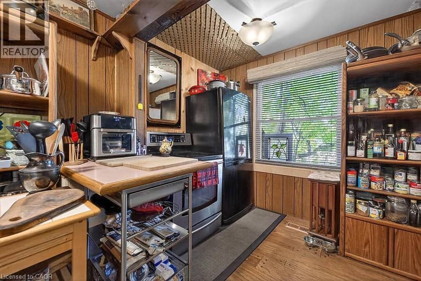 104 TEAL Avenue — photo 8 of 40