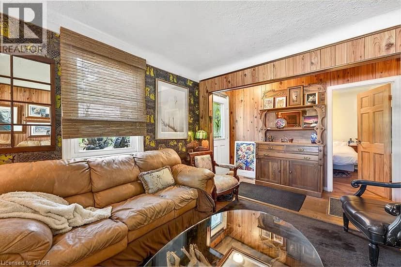 104 TEAL Avenue — photo 4 of 40