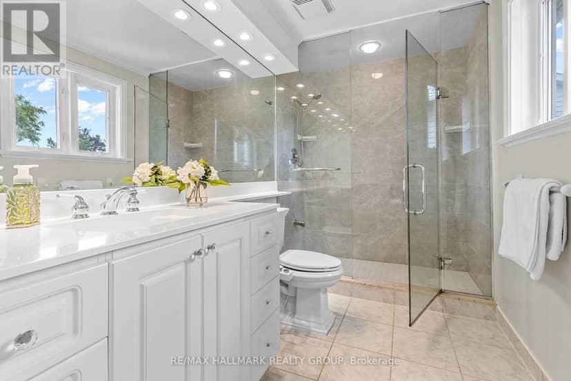 1348 Turner Crescent — photo 28 of 40