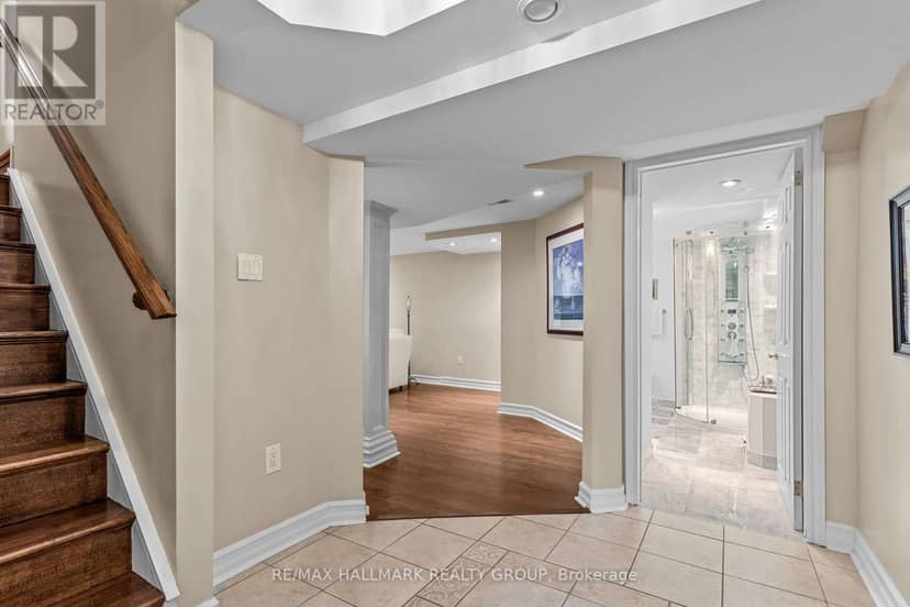 1348 Turner Crescent — photo 38 of 40