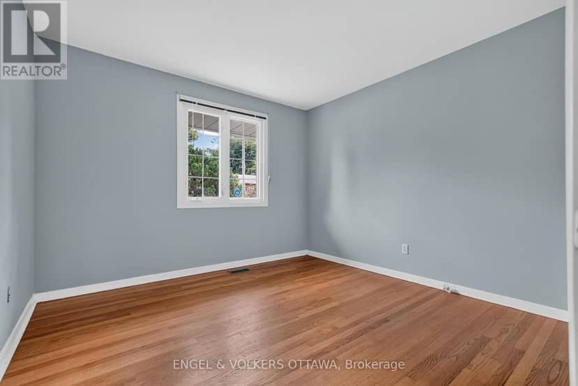 2642 Marble Crescent — photo 19 of 40