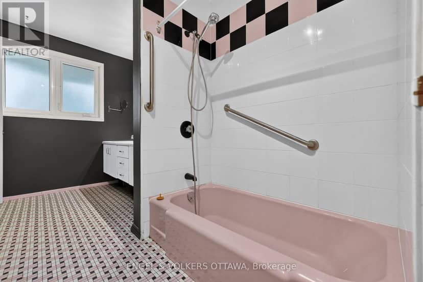 2642 Marble Crescent — photo 29 of 40