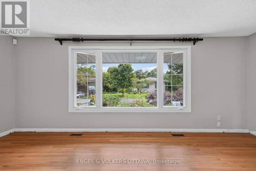 2642 Marble Crescent — photo 9 of 40