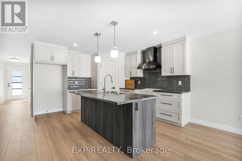 990 Katia Street — photo 7 of 20