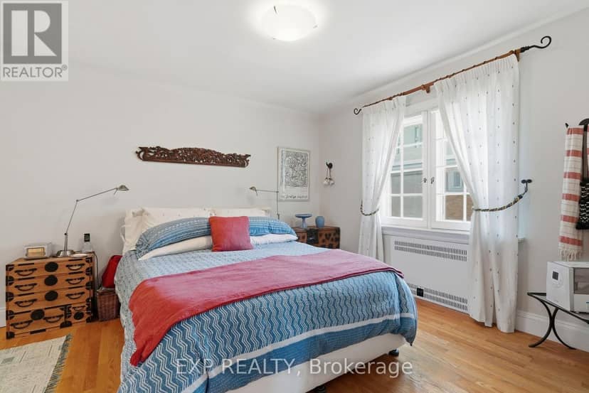 421 Hamilton Avenue S — photo 21 of 40