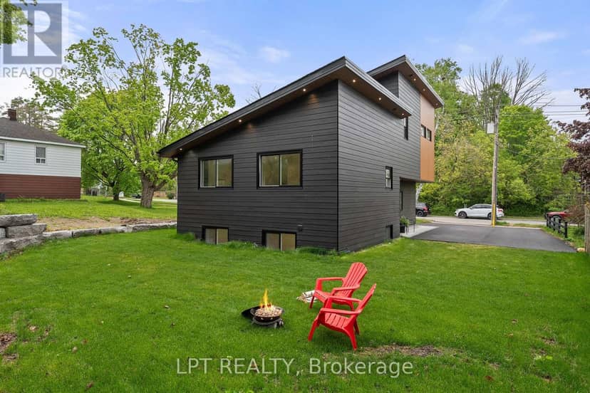 168 Berczy Street, Barrie, photo 2