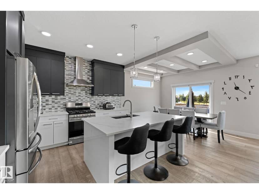 12383 176 AV NW — photo 10 of 40