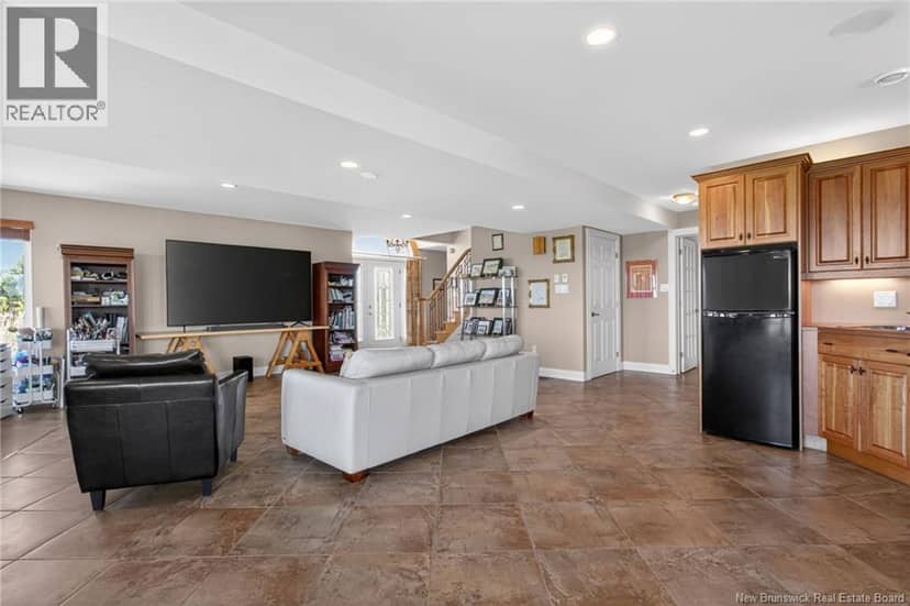 128 Beau Rivage Drive — photo 14 of 40