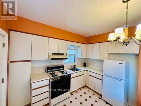 382 Roxton Road — photo 8 of 36