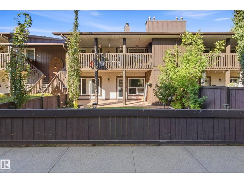 258 Surrey Gardens NW, Edmonton, photo 3