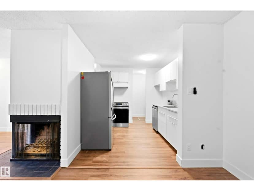 258 Surrey Gardens NW, Edmonton, photo 6