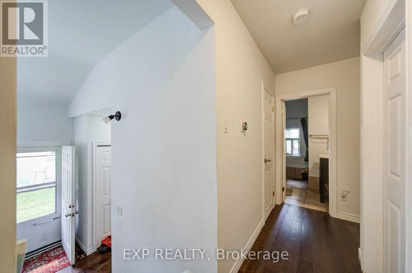 176 Sedgemount Drive — photo 18 of 34