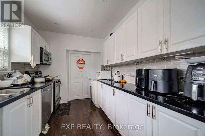 176 Sedgemount Drive — photo 9 of 34
