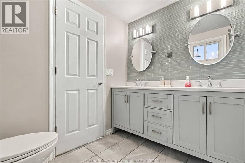 2547 Rivard Avenue — photo 17 of 35