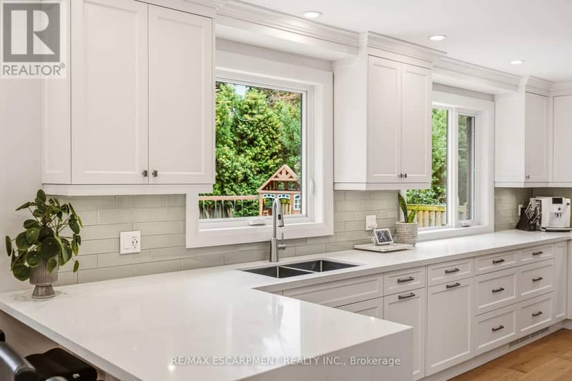 3368 Guildwood Drive — photo 20 of 40