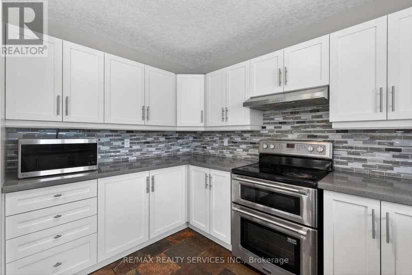 70 Hunter Road — photo 14 of 40