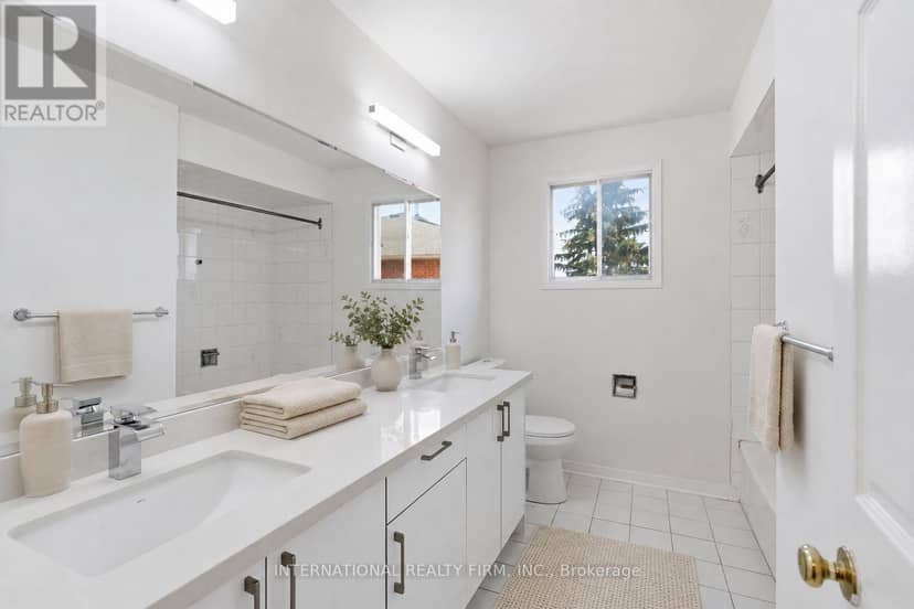 48 De Rose Avenue — photo 21 of 27