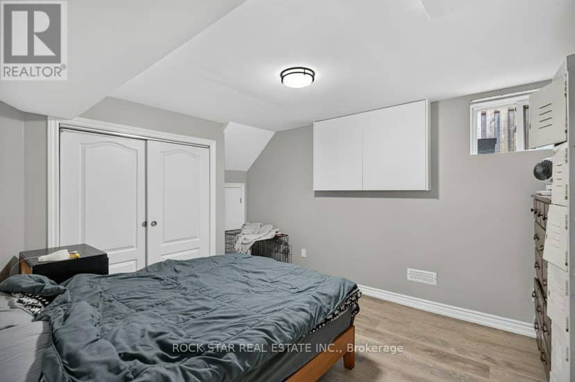 40 Clarendon Avenue — photo 33 of 40