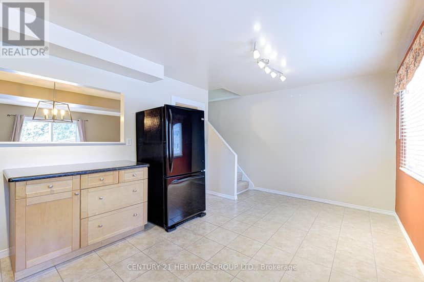 73 - 145 Rice Avenue — photo 16 of 35