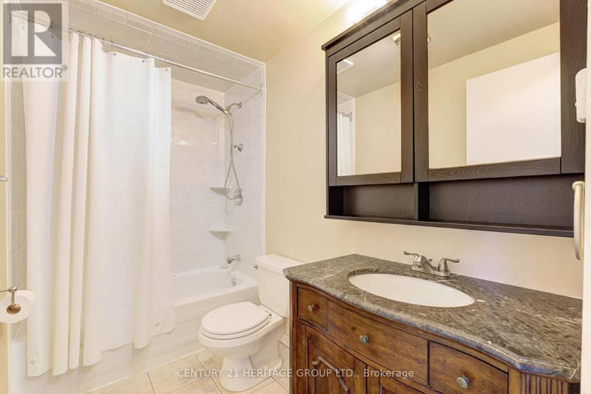 73 - 145 Rice Avenue — photo 21 of 35