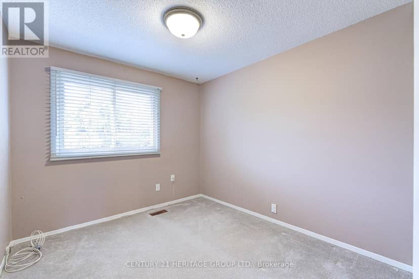 73 - 145 Rice Avenue — photo 24 of 35