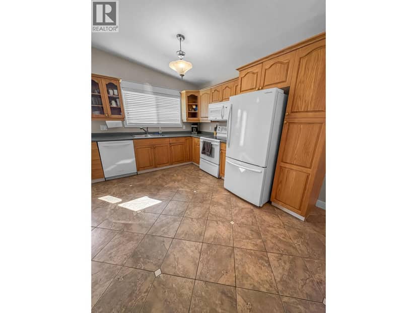 48 RALEY STREET, Kitimat, photo 5