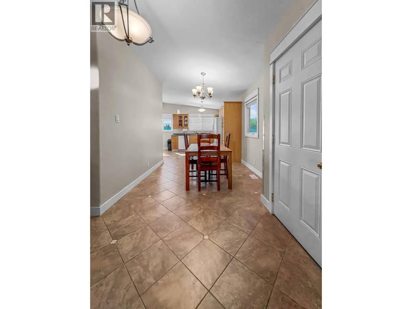 48 RALEY STREET, Kitimat, photo 4