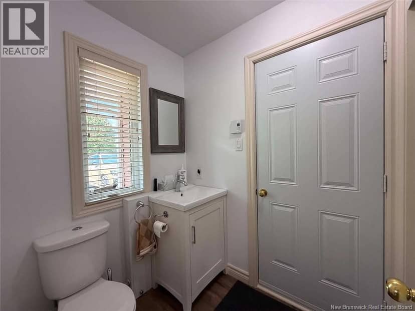 45 Perron Street — photo 13 of 17