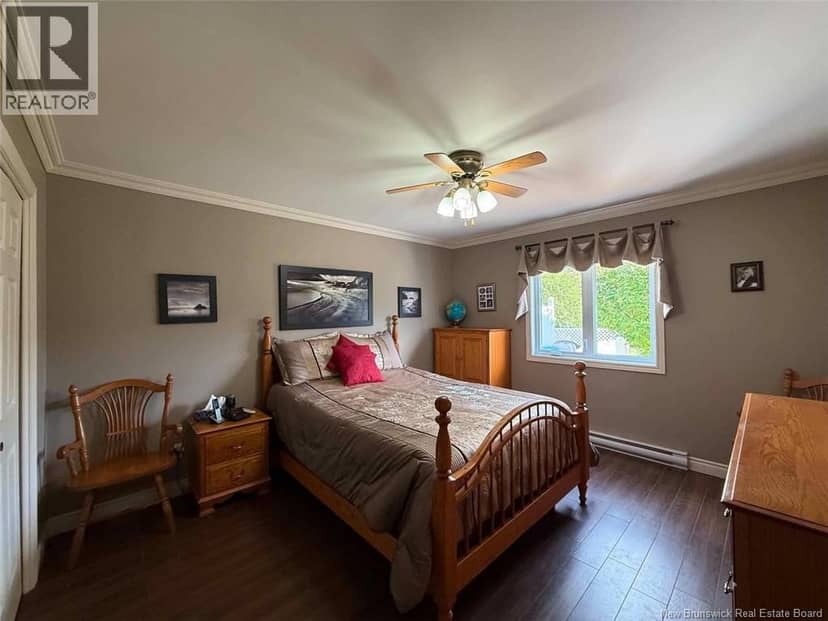 45 Perron Street — photo 9 of 17