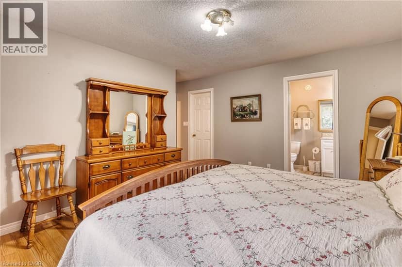 21 DRAYTON QUEEN Street — photo 27 of 40