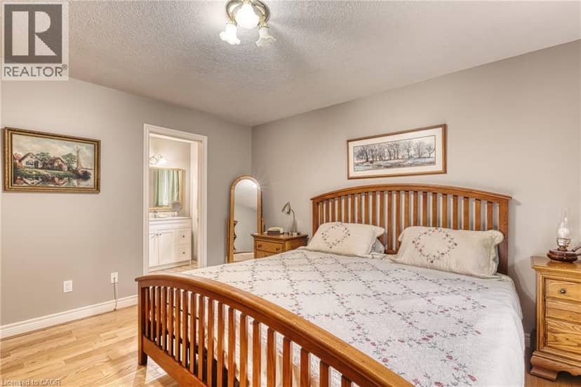21 DRAYTON QUEEN Street — photo 26 of 40